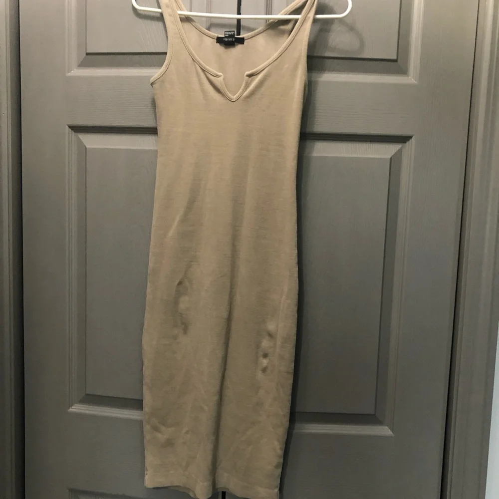 FINAL PRICE Nude tank dress - Picture 2 of 3